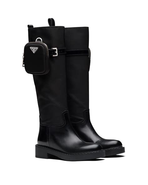 stiefel mit tasche prada|Prada.